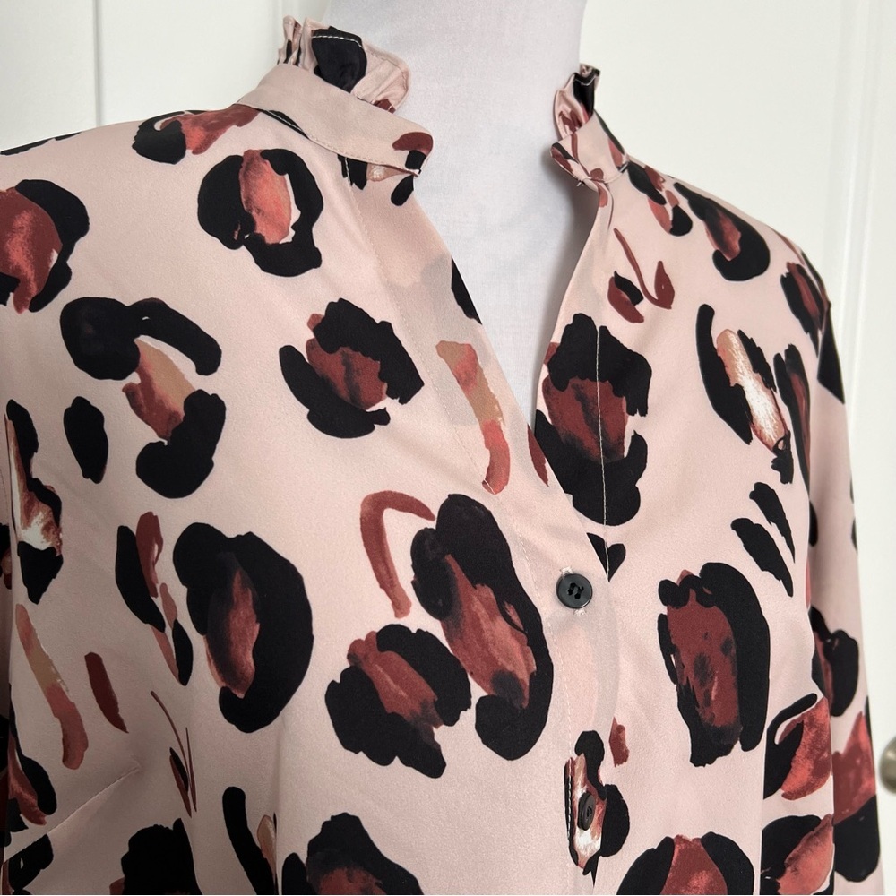 Eloquii Panthera Button Down w/ Ruffle Neck - NWT - Picture 6 of 15